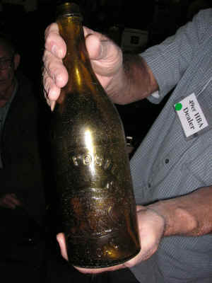 PICT0296_900x1200.jpg (150528 bytes)