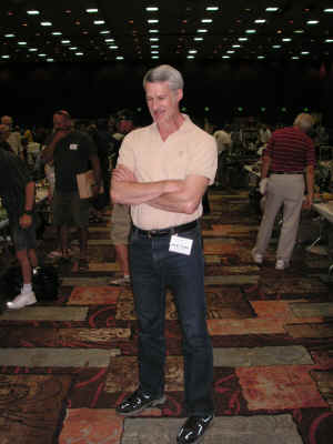 PICT4628_900x1200.jpg (164986 bytes)