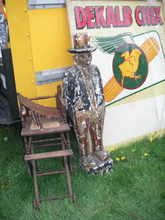 PICT0327_900x1200.jpg (213984 bytes)