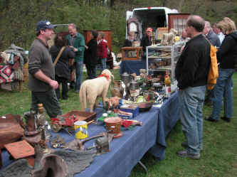 PICT0332_1200x900.jpg (240373 bytes)