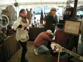 PICT0370_1200x900.jpg (198410 bytes)