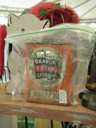 PICT0375_900x1200.jpg (154640 bytes)