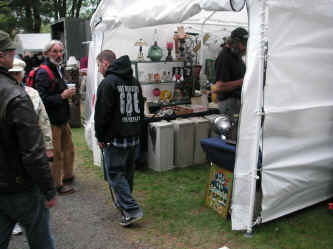 PICT0609_1200x900.jpg (194353 bytes)