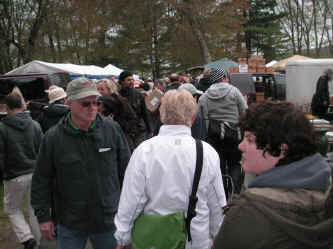 PICT0654_1200x900.jpg (207682 bytes)