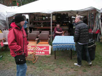 PICT0787_1200x900.jpg (216592 bytes)