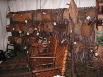 PICT0812_1200x900.jpg (247015 bytes)