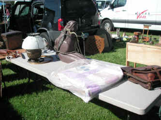 PICT0932_1200x900.jpg (227016 bytes)