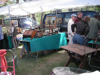 PICT1059_1200x900.jpg (219060 bytes)