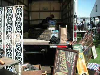 PICT1076_1200x900.jpg (226988 bytes)