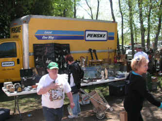 PICT1087_1200x900.jpg (230727 bytes)